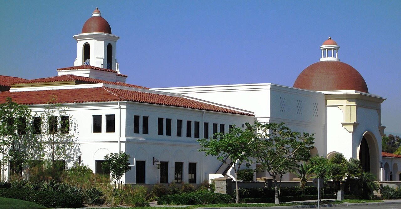 The Laguna Hills Civic Center, viewed from the west.